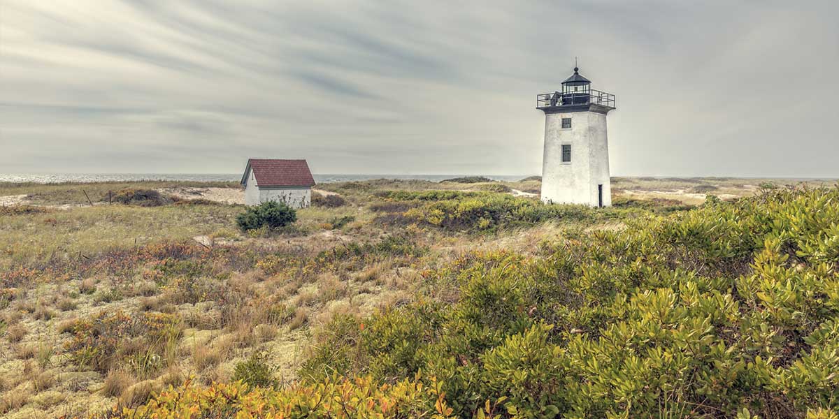 lighthouse and house