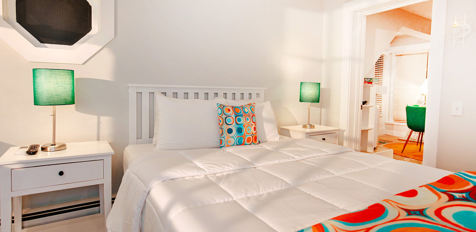 Queen size bed at Michael