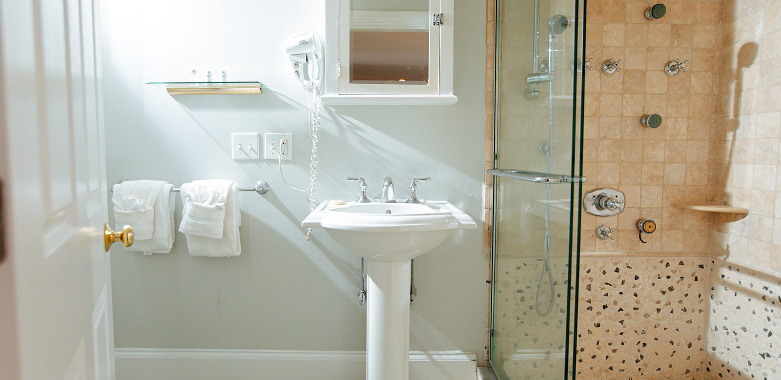 Walk in shower with sink view at the bathroom of Willow